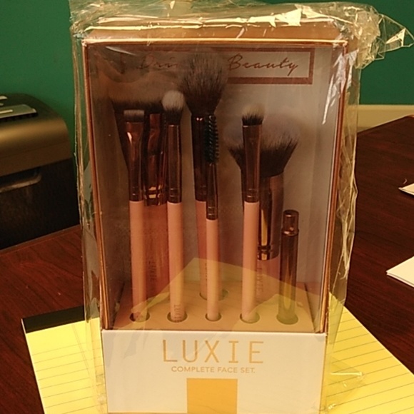 Luxie Other - Luxie Complete Face Set